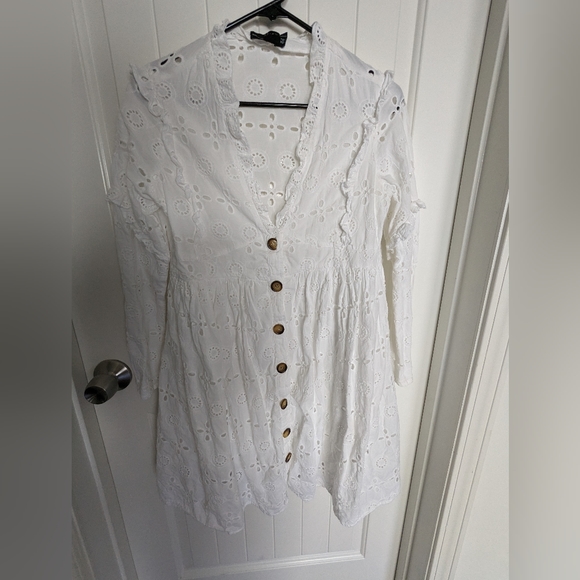 Maternity White Broderie Anglaise Cut Out Long sleeve Babydoll Dress - Picture 8 of 10